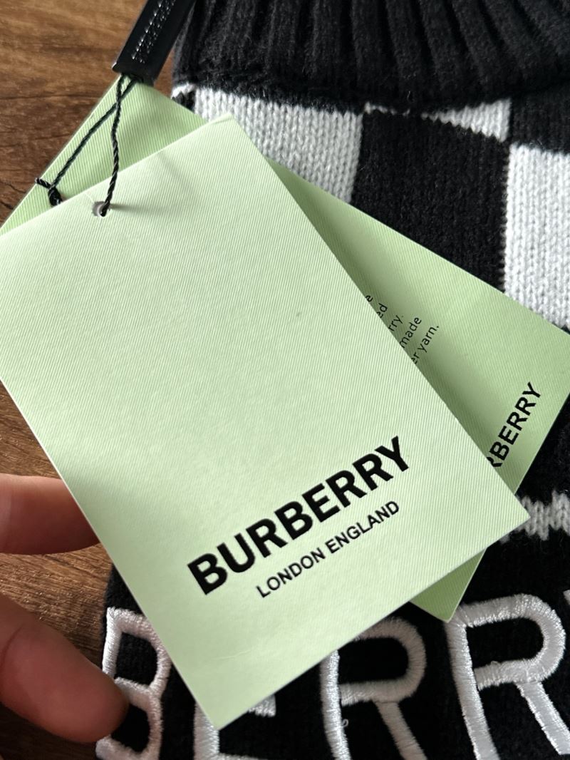 Burberry Sweaters